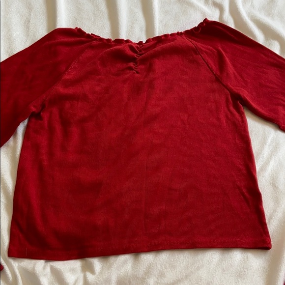 Top - Picture 2 of 3